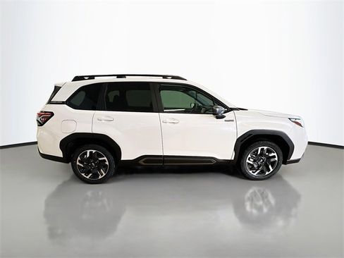 New 2025 Subaru Forester Limited image 39