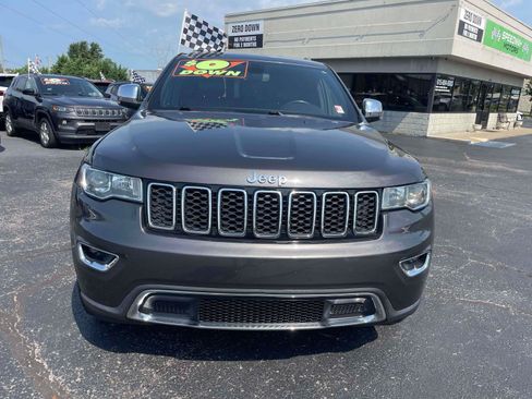 Used 2018 Jeep Grand Cherokee Limited RWD image 2