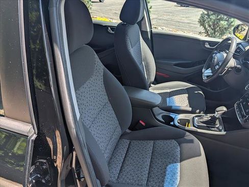 Used 2019 Hyundai Ioniq Plug-In Hybrid FWD image 13