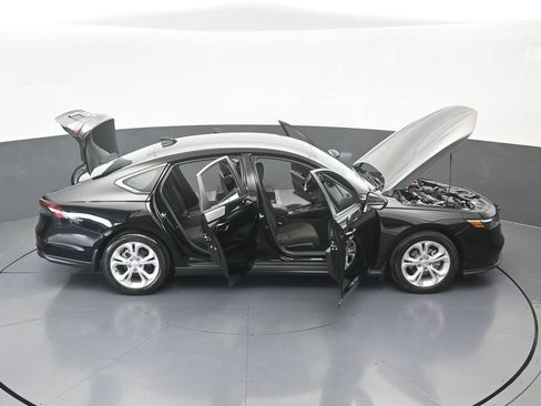 Used 2025 Honda Accord LX image 68
