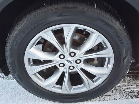 Used 2023 Ford Explorer Limited image 51