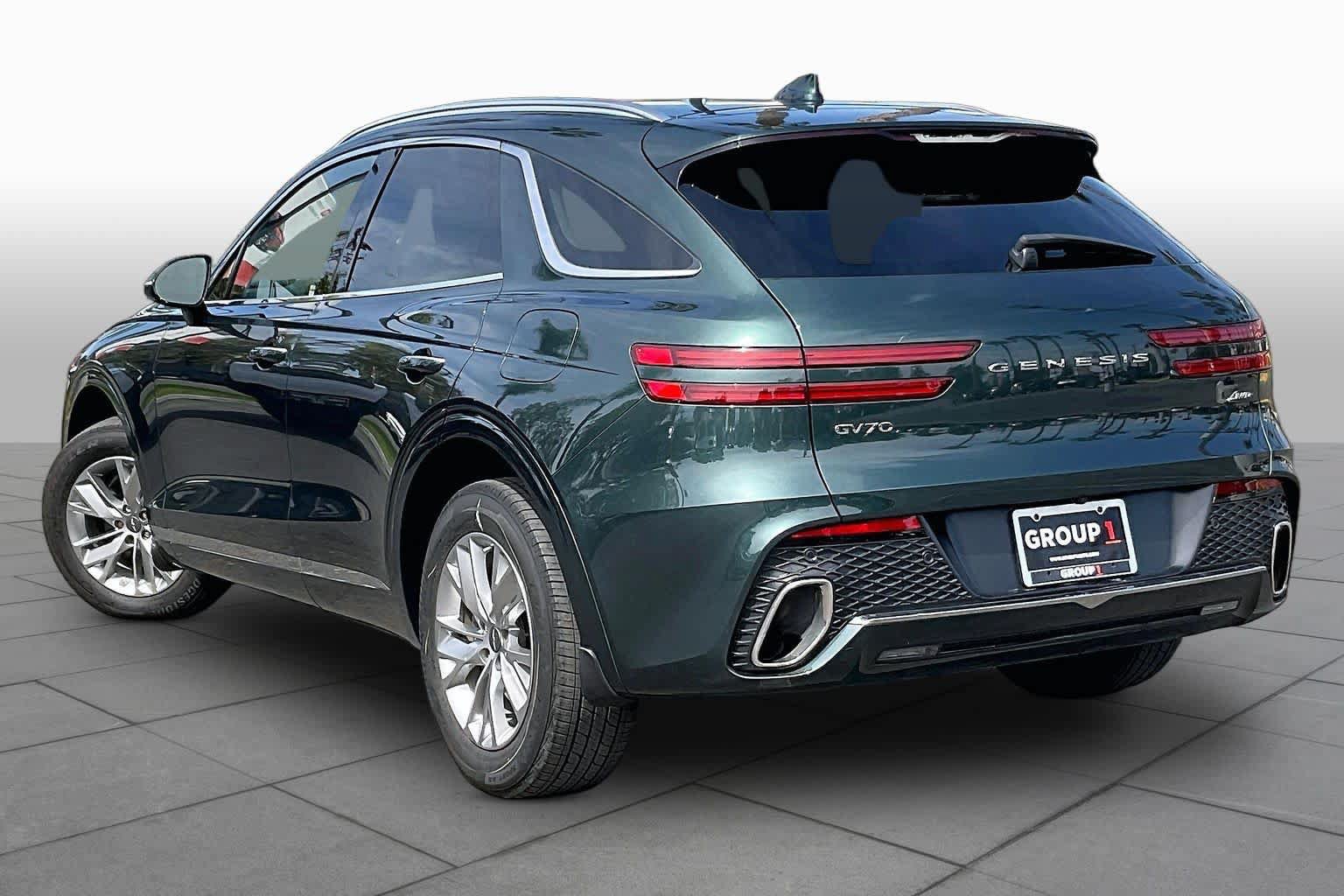 Used 2023 Genesis GV70 2.5T AWD/4WD image 11