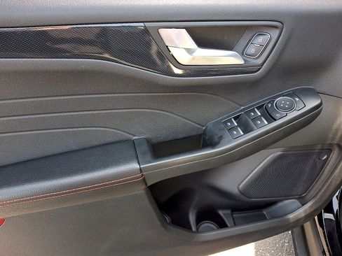 Used 2024 Ford Escape ST-Line FWD image 10