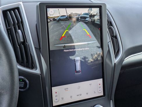 Certified 2022 Ford Edge SEL w/ Convenience Package image 21