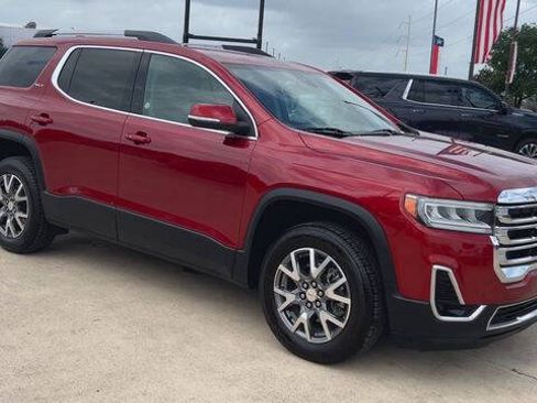 Used 2023 GMC Acadia SLT AWD/4WD image 2