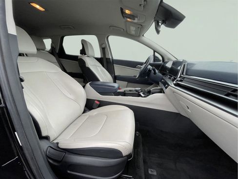 Used 2023 Kia Sportage EX image 21