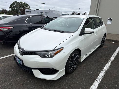 Used 2016 Scion iM FWD image 1