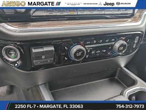 Used 2024 Chevrolet Silverado 1500 LT w/ Safety Package AWD/4WD image 23