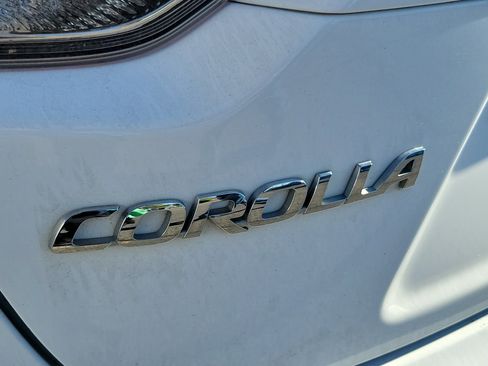Used 2022 Toyota Corolla LE image 7