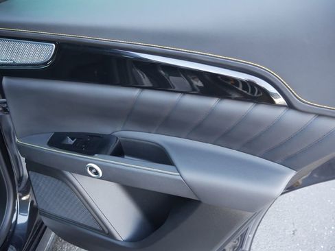 Used 2023 Maserati Grecale Modena image 29