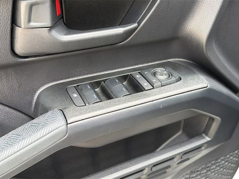 Used 2025 Toyota 4Runner SR5 image 15