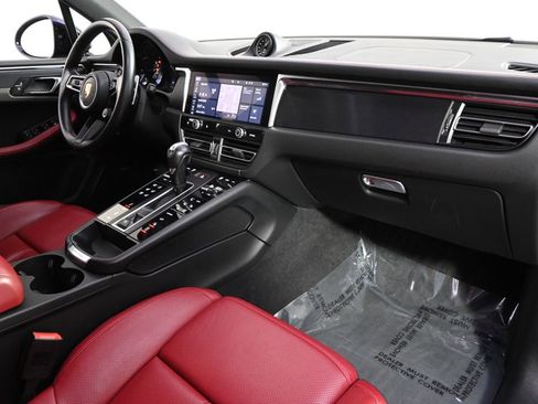 Used 2022 Porsche Macan GTS image 15