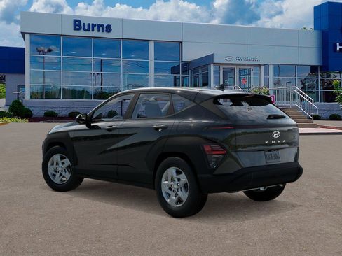 New 2026 Hyundai Kona SE image 5