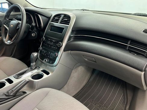 Used 2014 Chevrolet Malibu LS FWD image 24