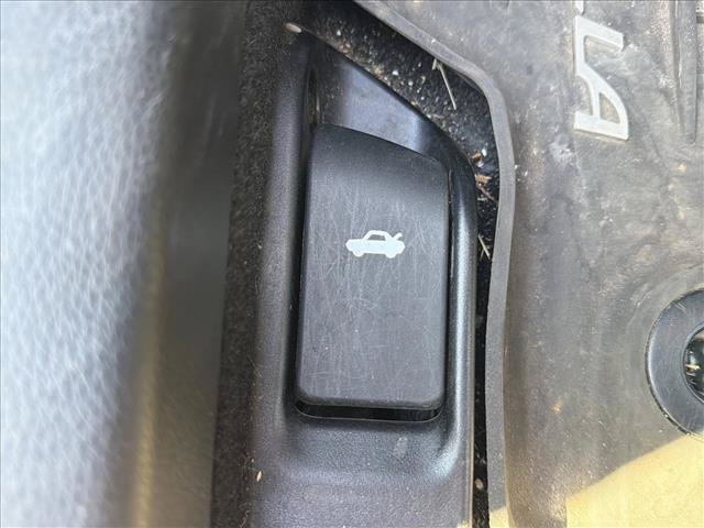 Certified 2021 Toyota Corolla LE FWD image 6