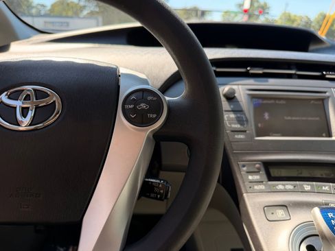 Used 2012 Toyota Prius Two FWD image 27