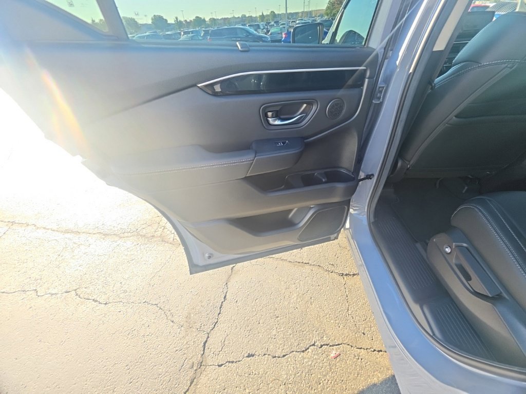 Certified 2025 Honda Pilot Touring image 26