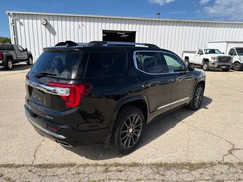 Used 2023 GMC Acadia Denali w/ Black Diamond Edition AWD/4WD image 5