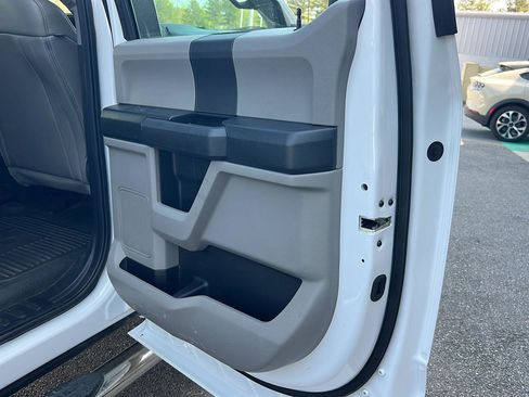 Used 2019 Ford F350 XL w/ Power Equipment Group AWD/4WD image 14