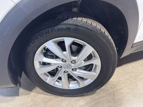 Used 2020 Hyundai Tucson SE AWD/4WD image 2