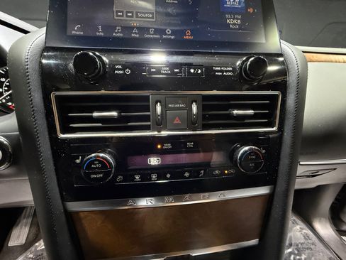 Certified 2021 Nissan Armada SL image 12