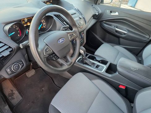 Used 2018 Ford Escape SE FWD image 14