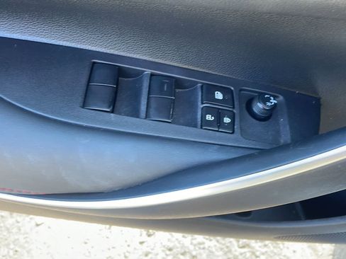 Used 2024 Toyota Corolla SE image 22