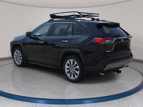 Used 2025 Toyota RAV4 Limited FWD image 7