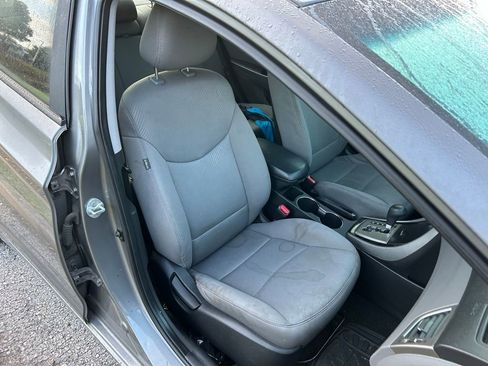Used 2013 Hyundai Elantra GLS w/ Preferred Pkg FWD image 15