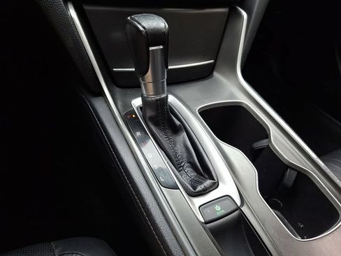 Used 2018 Honda Accord EX-L image 16