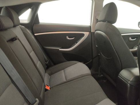 Used 2016 Hyundai Elantra GT w/ Option Group 02 image 19