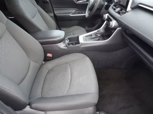 Used 2024 Toyota RAV4 XLE FWD image 12
