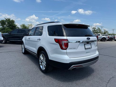 Used 2017 Ford Explorer Limited FWD image 4