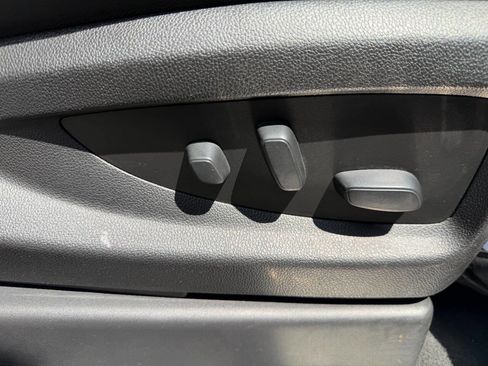 Used 2019 Chevrolet Suburban 3500 LT AWD/4WD image 47