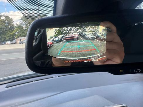 Used 2018 Toyota C-HR XLE image 17