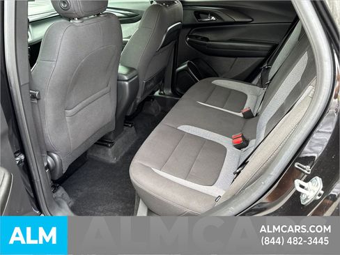 Used 2024 Chevrolet TrailBlazer LT w/ Driver Confidence Package image 24