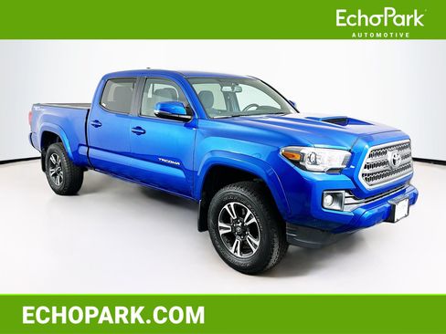 Used 2017 Toyota Tacoma TRD Sport RWD image 1