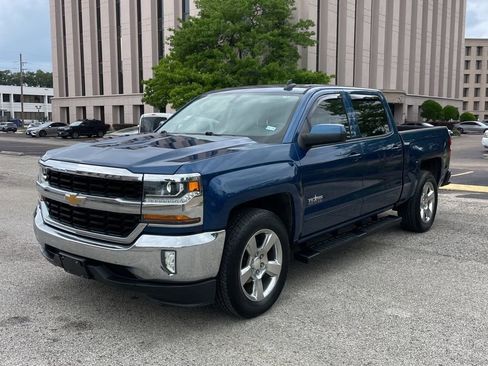 Used 2017 Chevrolet Silverado 1500 LT w/ Texas Edition image 1