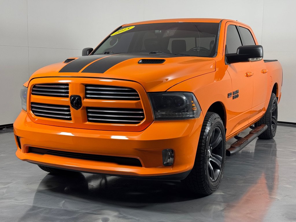 Used 2015 RAM 1500 Sport w/ Ignition Orange Sport Package AWD/4WD image 10