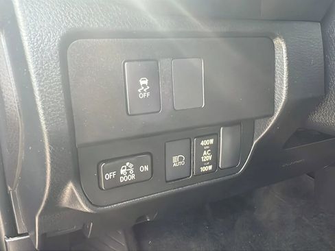 Used 2020 Toyota Tacoma TRD Off-Road w/ Technology Package AWD/4WD image 18