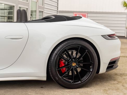 Used 2020 Porsche 911 Carrera 4S image 6