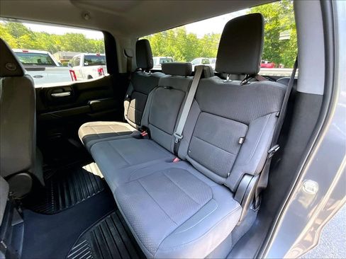 Used 2019 Chevrolet Silverado 1500 Custom Trail Boss w/ Custom Convenience Package AWD/4WD image 15