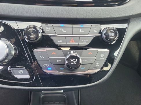 New 2026 Chrysler Voyager LX image 23