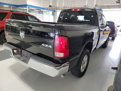 Used 2024 RAM 1500 Classic SLT AWD/4WD image 5