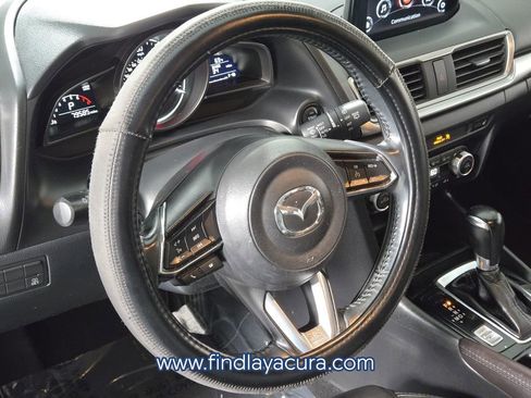 Used 2018 MAZDA MAZDA3 Touring image 20