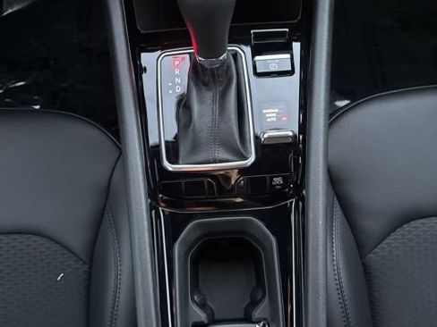 New 2026 Jeep Compass Latitude image 12