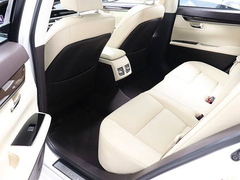 Used 2017 Lexus ES 350 w/ Premium Package FWD image 16