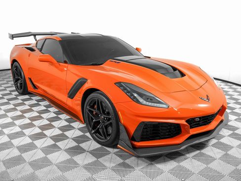 Used 2019 Chevrolet Corvette ZR1 image 3