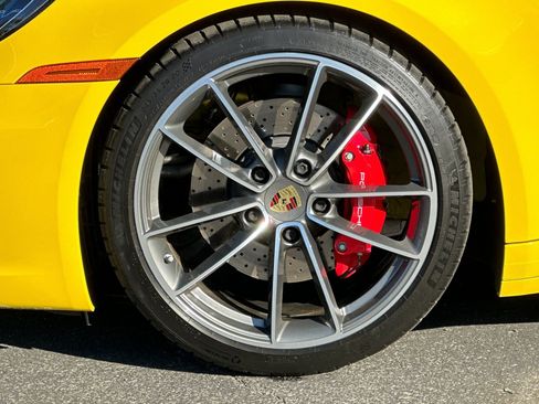Used 2022 Porsche 911 Carrera S image 32