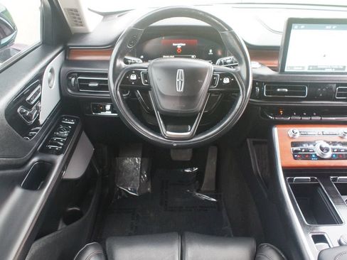 Used 2023 Lincoln Aviator Reserve w/ Equipment Group 201A AWD/4WD image 5